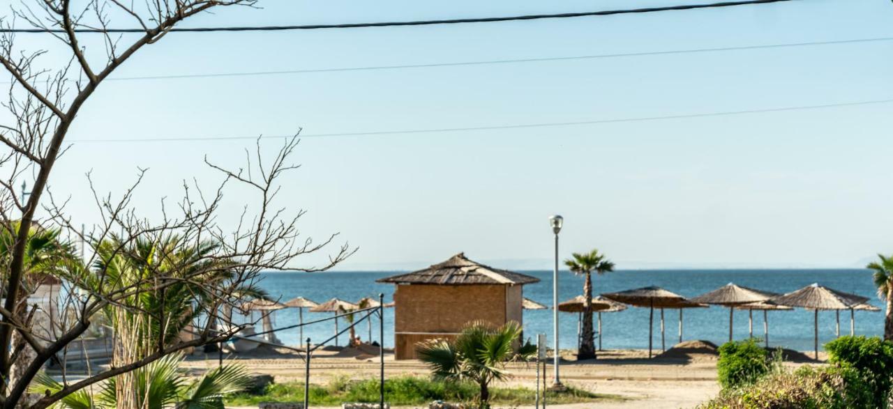 Next To The Sea - Apartment Agía Triás Dış mekan fotoğraf